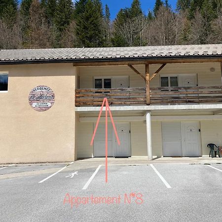 Appartement Ideal Pour Ete Et Hiver, Situe Au Pied Des Pistes De Ski Et Des Sentiers De Randonnee Premanon Bagian luar foto